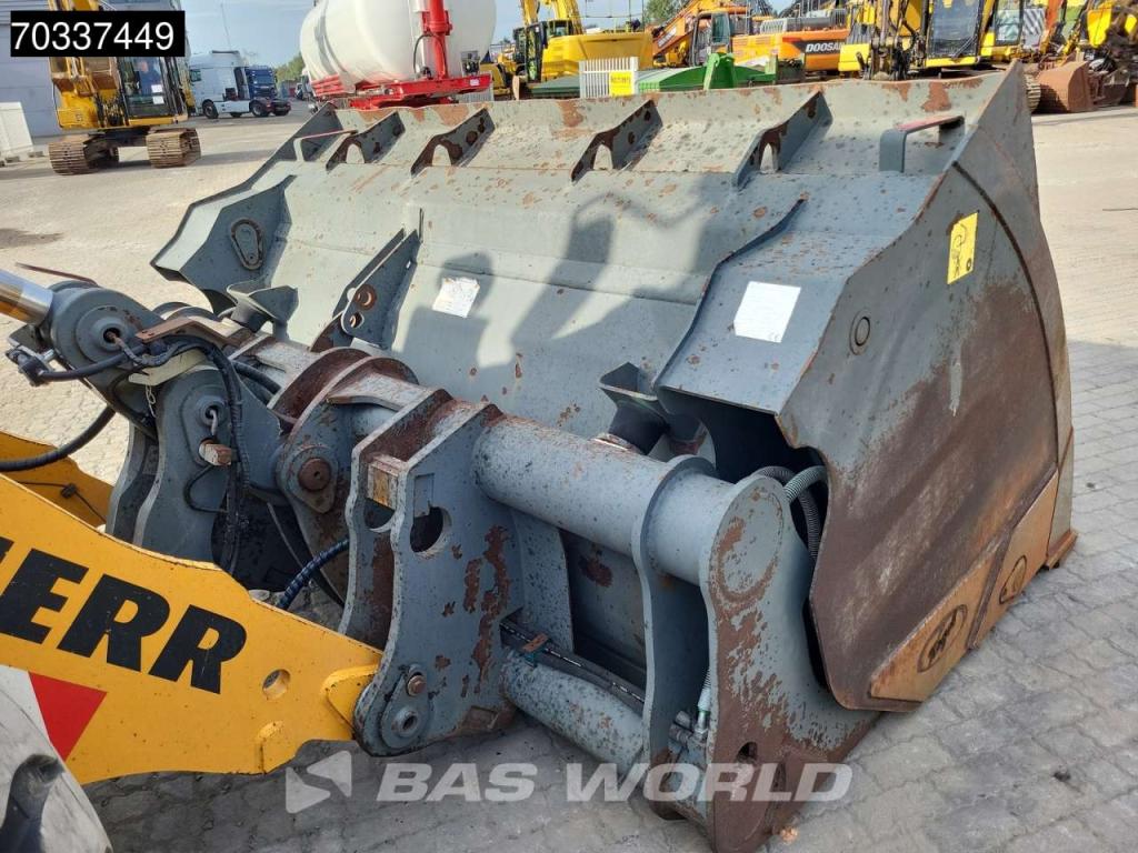 Liebherr L550 Photo 17