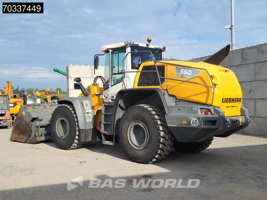 Liebherr L550 Photo 6