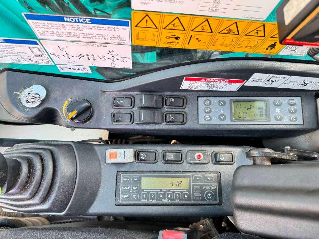 Kobelco SK230SRLC-5 - Tilting Bucket / Automatic Greasing Photo 14