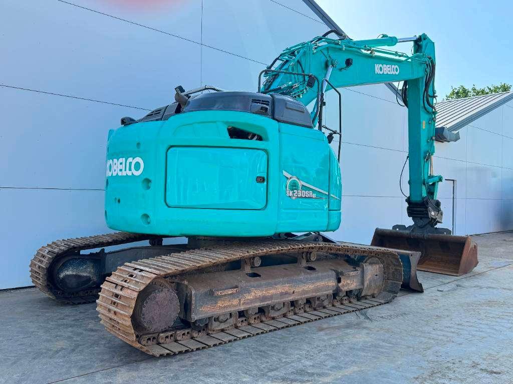 Kobelco SK230SRLC-5 - Tilting Bucket / Automatic Greasing Photo 5