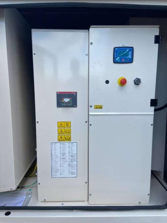 FG Wilson P550-3 - 550 kVA Genset - DPX-16020 Photo 6