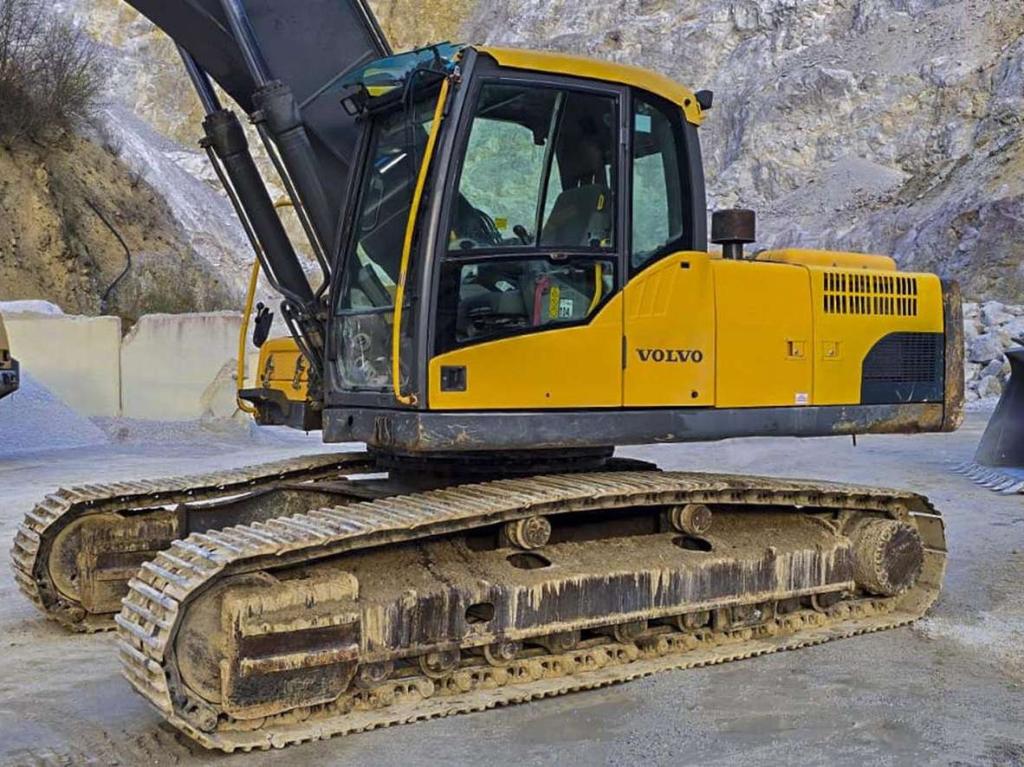 Volvo EC290CNL Photo 16
