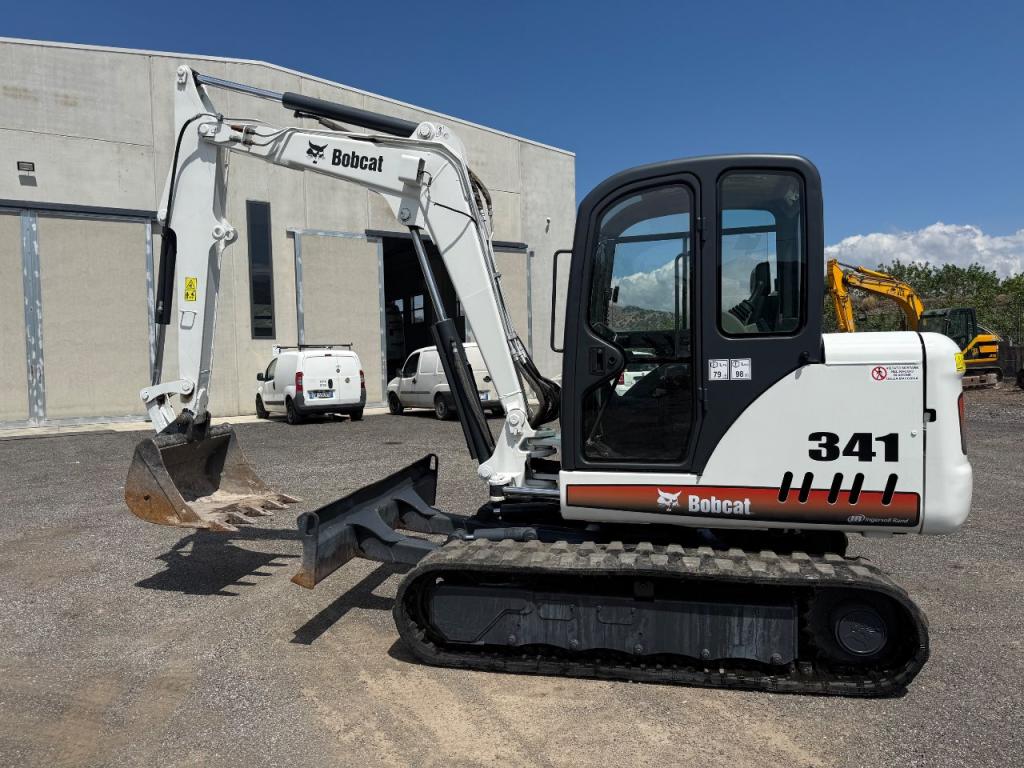 Bobcat 341 Photo 3