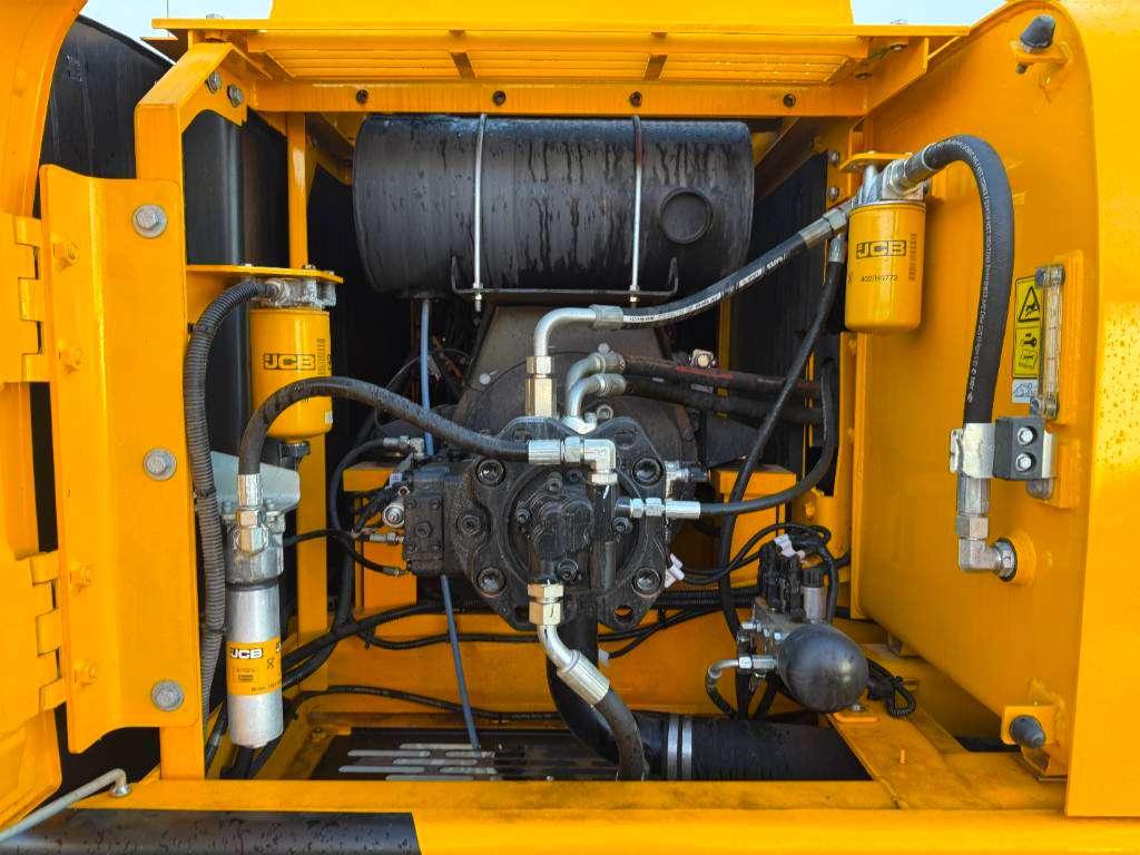 JCB 205 *2026 Model* - New / Unused / Hammer Lines Photo 25