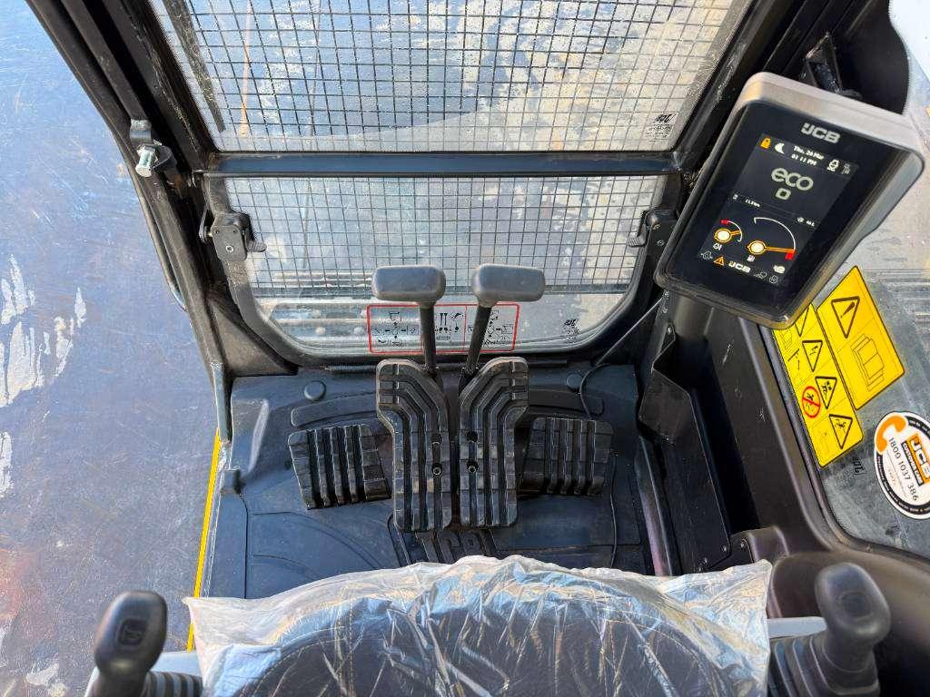 JCB 205 *2026 Model* - New / Unused / Hammer Lines Photo 9