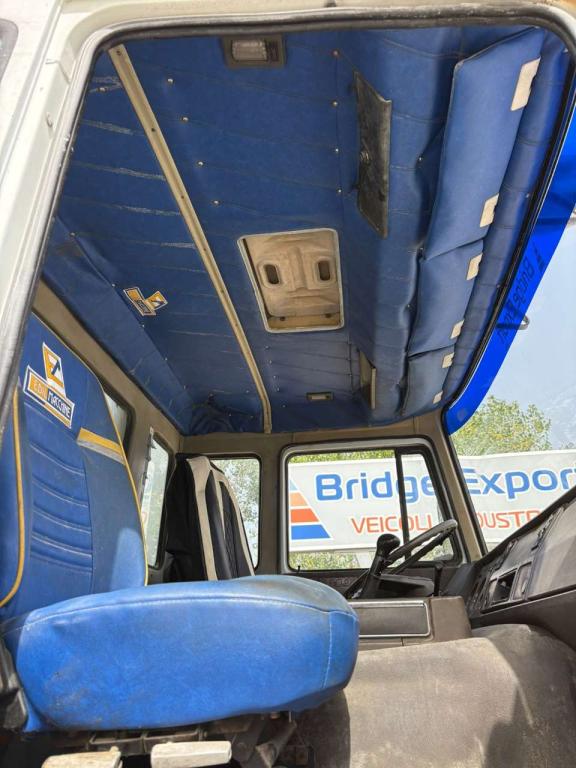 Iveco 330.30 POMPA CIFA 36 metri Photo 6
