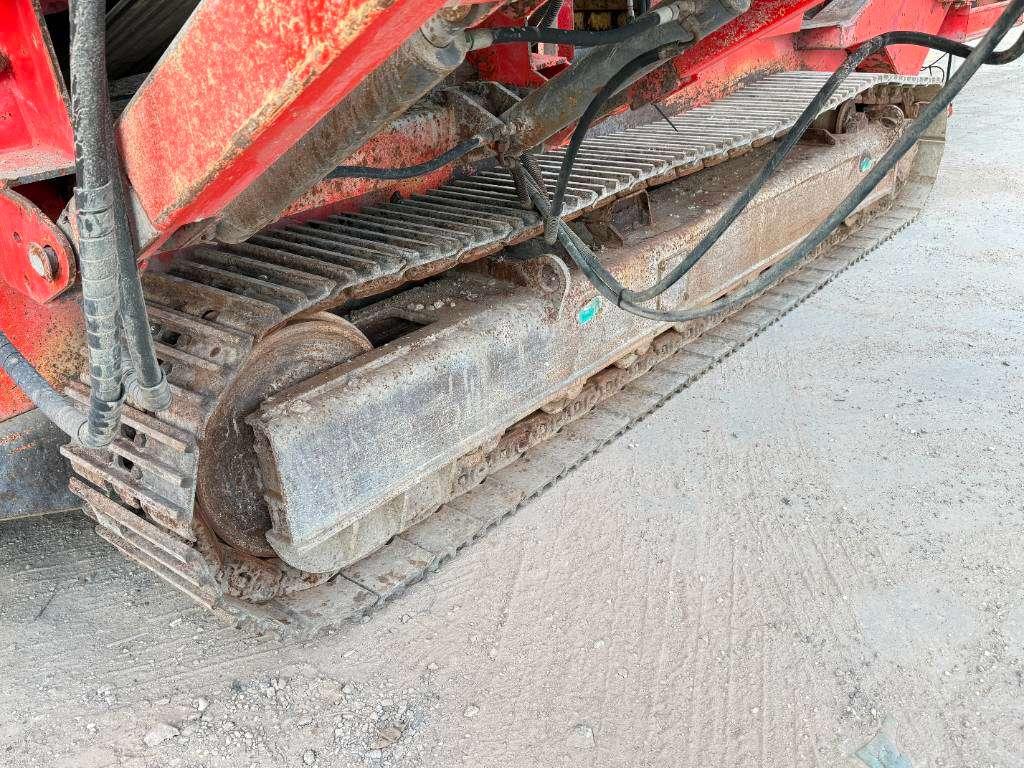 Terex Finlay 883T - 2 Side Conveyor / Auto Greasing Photo 14