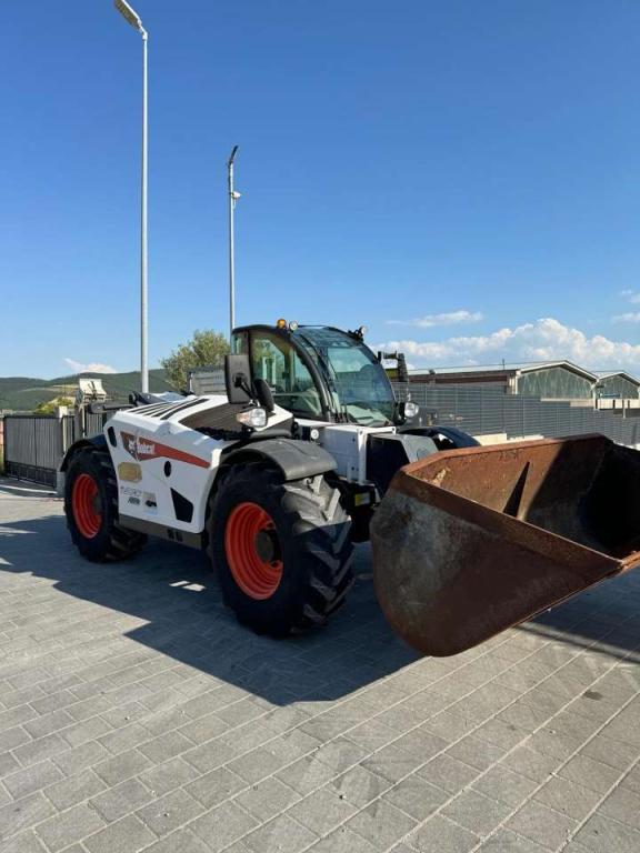 Bobcat TL38.70HF Photo 2