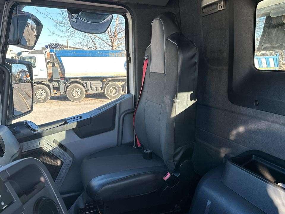 Renault C430 6X2 Photo 19