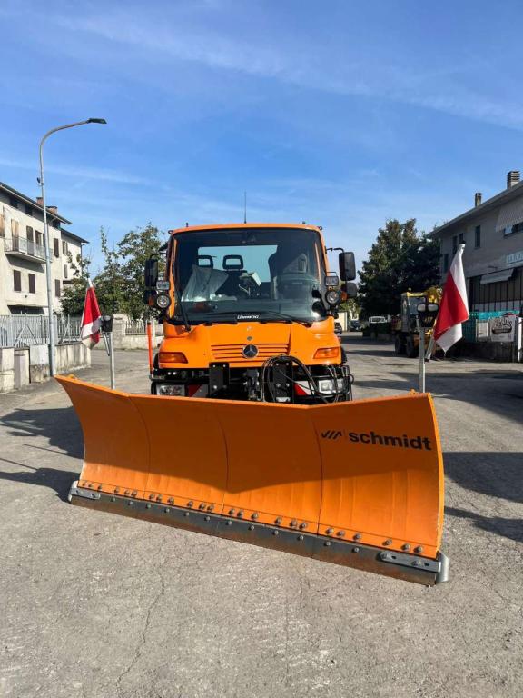 Unimog U300 Photo 3