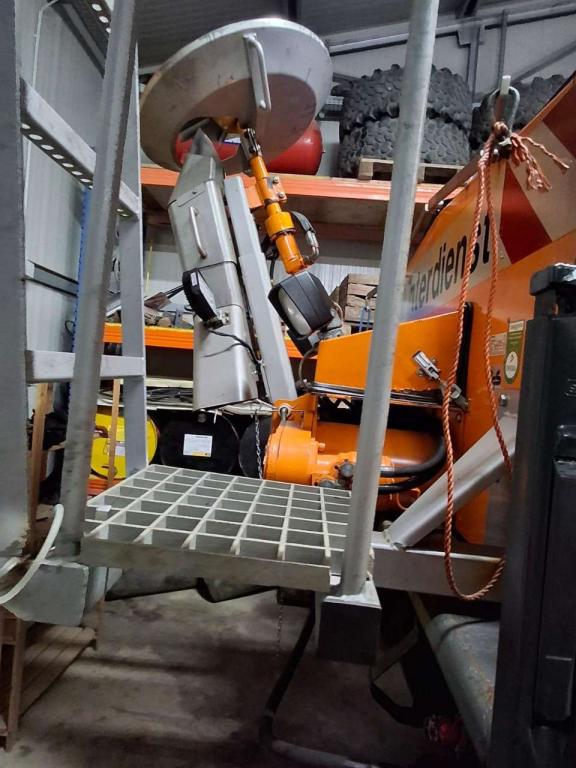 Unimog U300 Photo 7