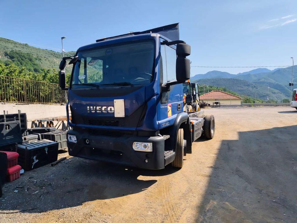 Iveco EUROCARGO CUBE 120-220 Photo 18