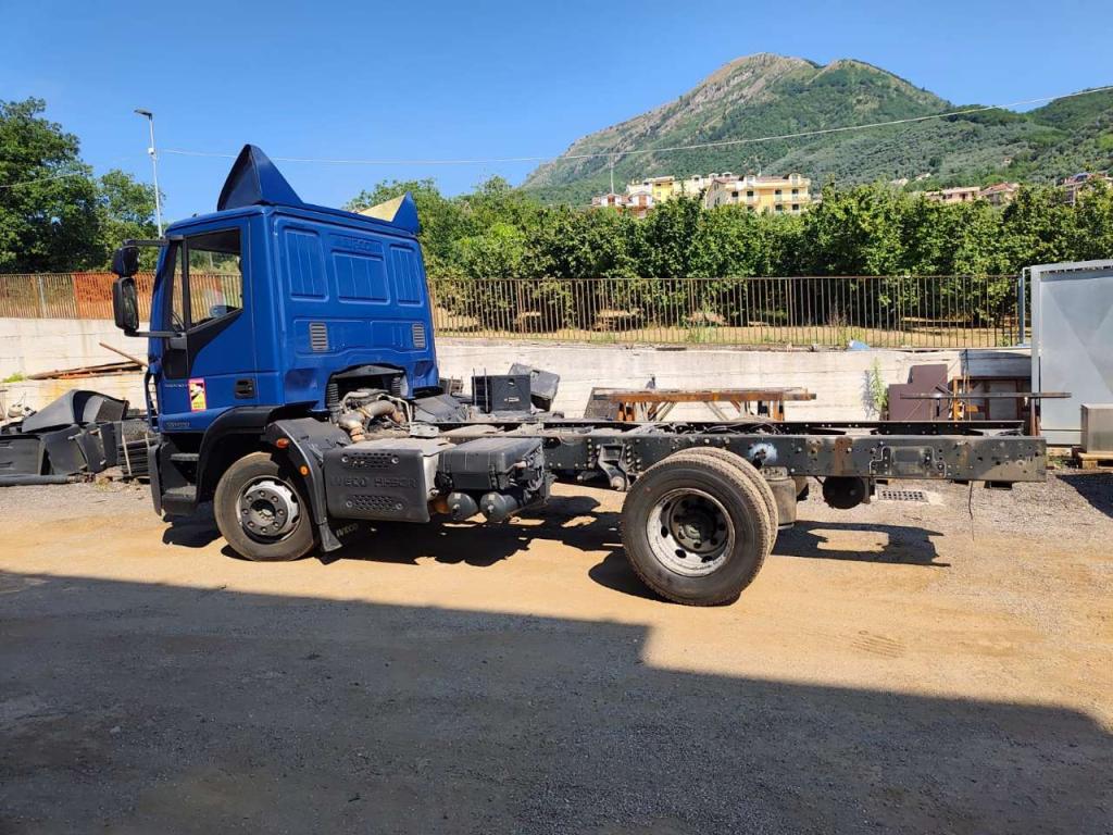 Iveco EUROCARGO CUBE 120-220 Photo 20