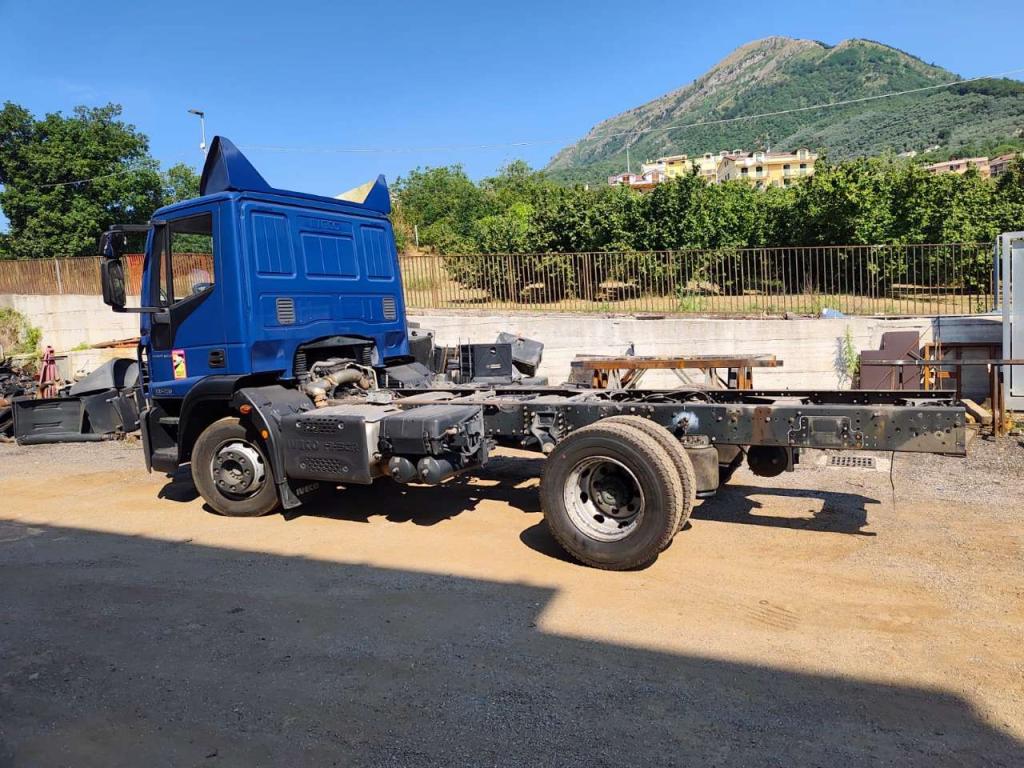 Iveco EUROCARGO CUBE 120-220 Photo 27