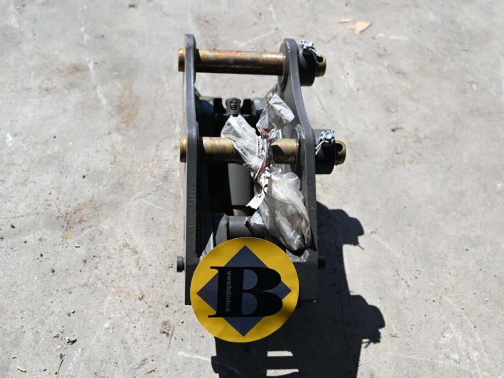 Other manufacturers BQC04M UNI45 for 6-11 ton excavators Photo 2
