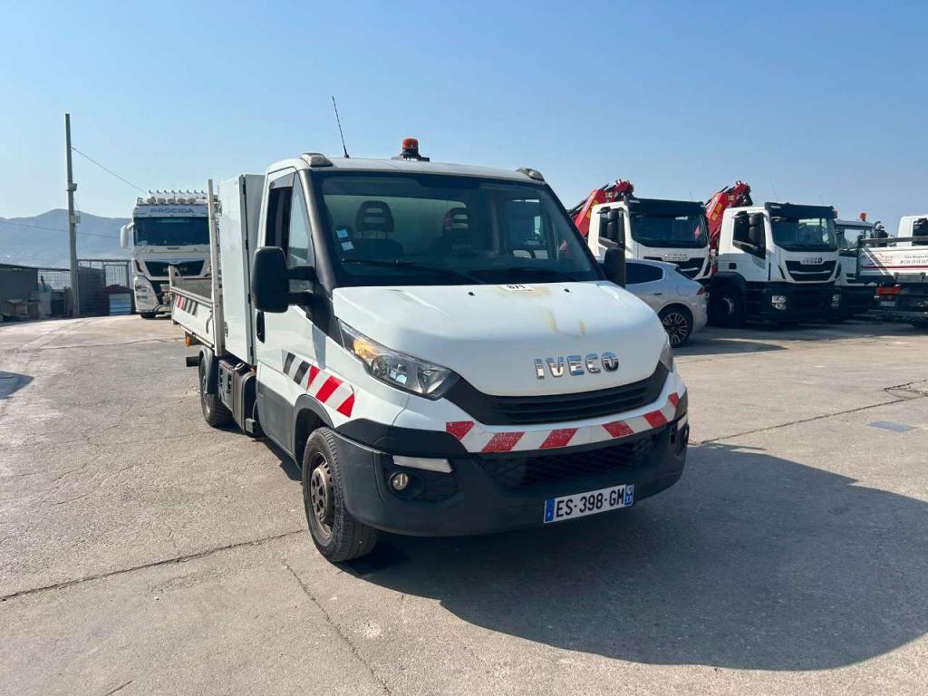 Iveco DAILY 35-120 Photo 23