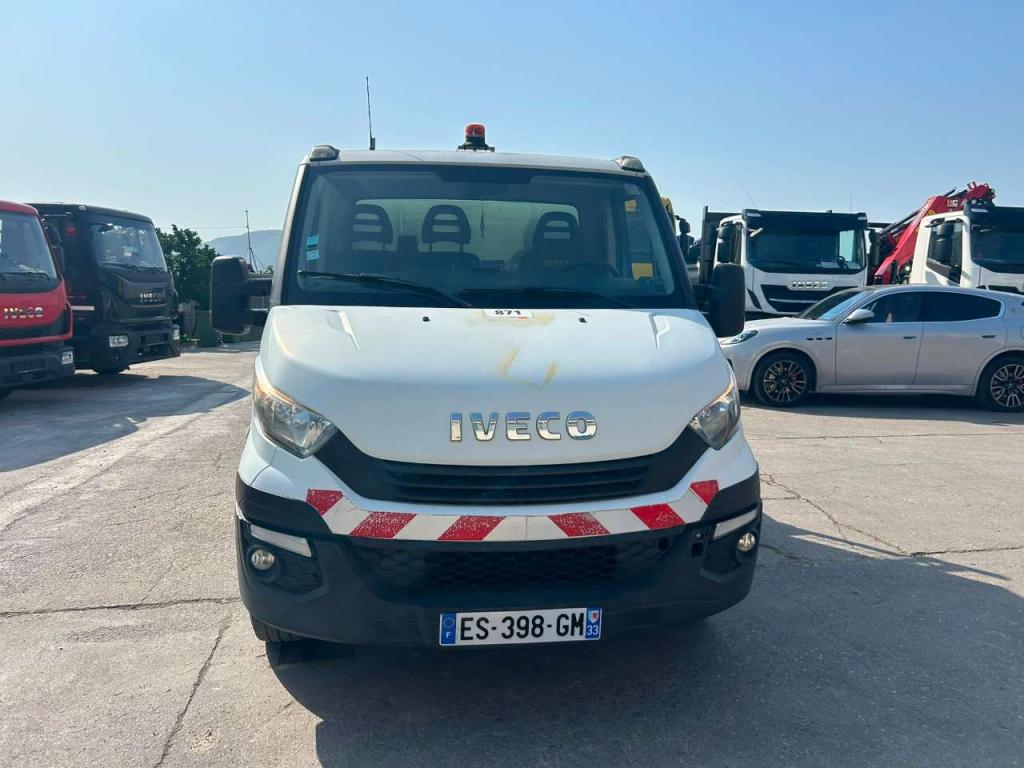 Iveco DAILY 35-120 Photo 25