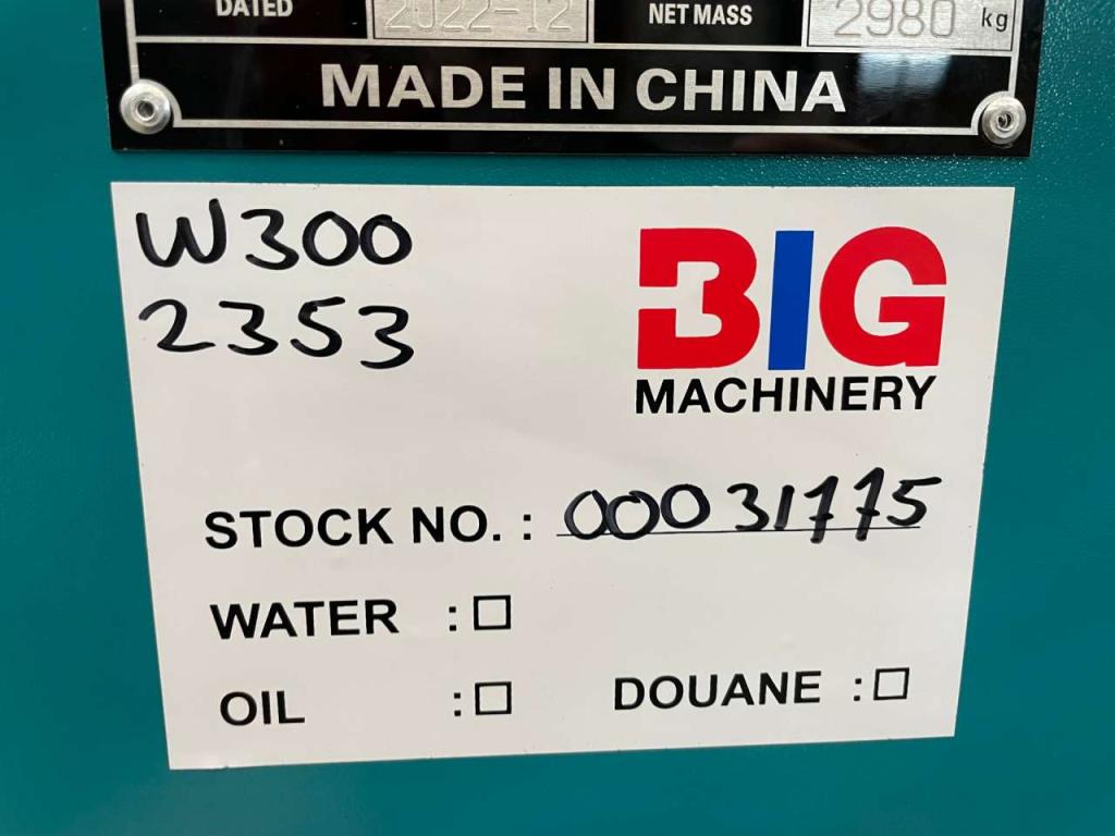 Giga Power 375 kVA LT-W300GF silent generator set Photo 10