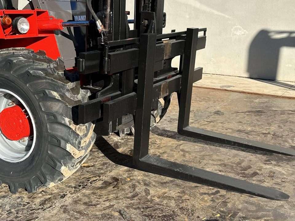 Manitou MB60H 4X2 Photo 5