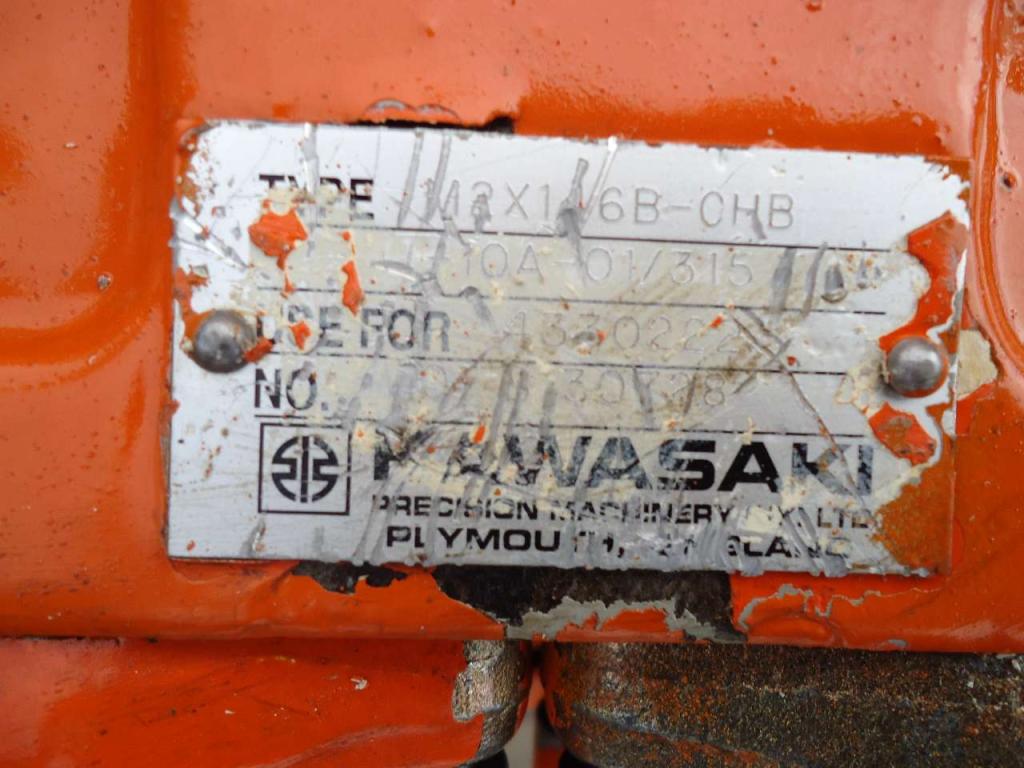 Turntable rotation motor for Fiat Hitachi EX215 Photo 2