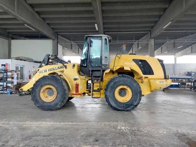 New Holland W 270 B sold by Metec Srl