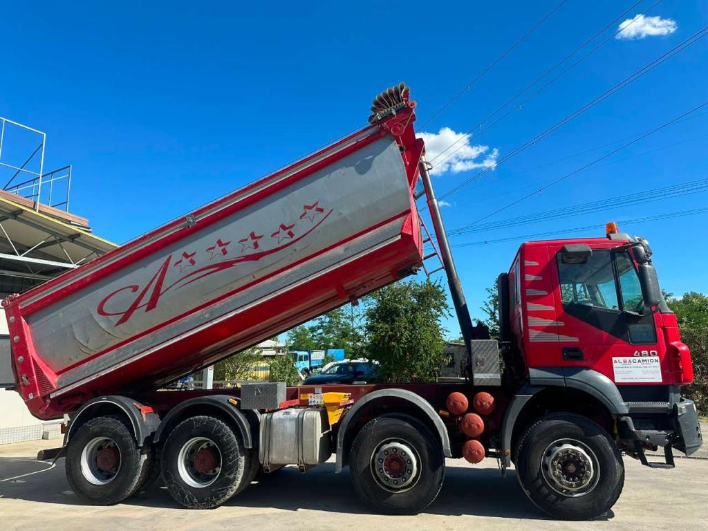 Iveco Trakker 480 Photo 8