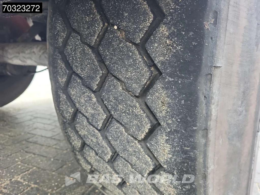 Schmitz SKI 24 3 axles Lift Axle Photo 14