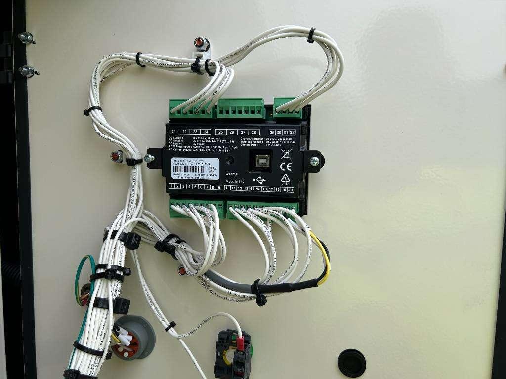 FG Wilson P450-3 - 450 kVA Genset - DPX-16018 Photo 9
