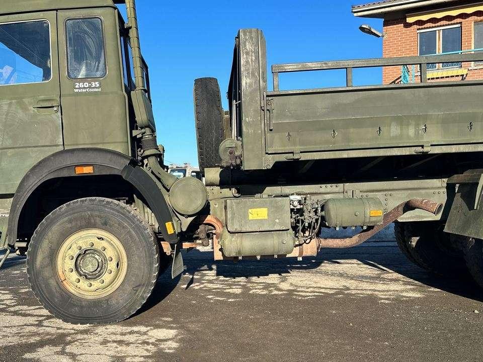 Iveco 260-35 6x4 Photo 4