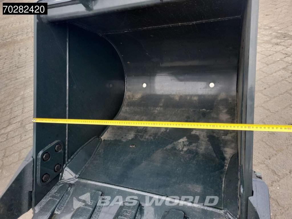 Hyundai HX130 N A/C Photo 14
