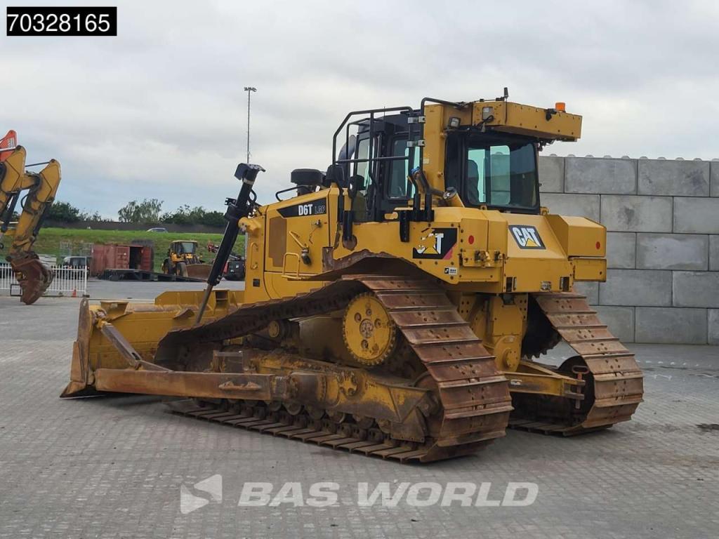 Caterpillar D6 T LGP Photo 3