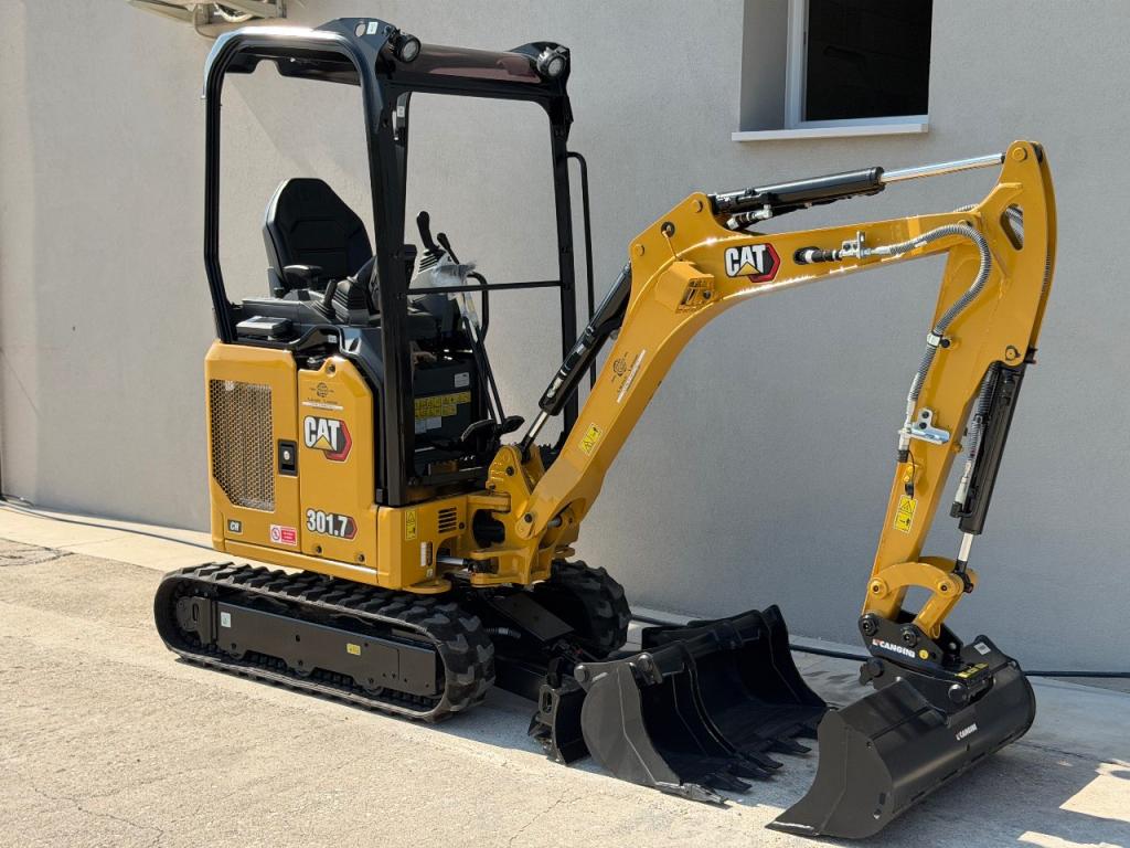 Caterpillar 301.7 Photo 2