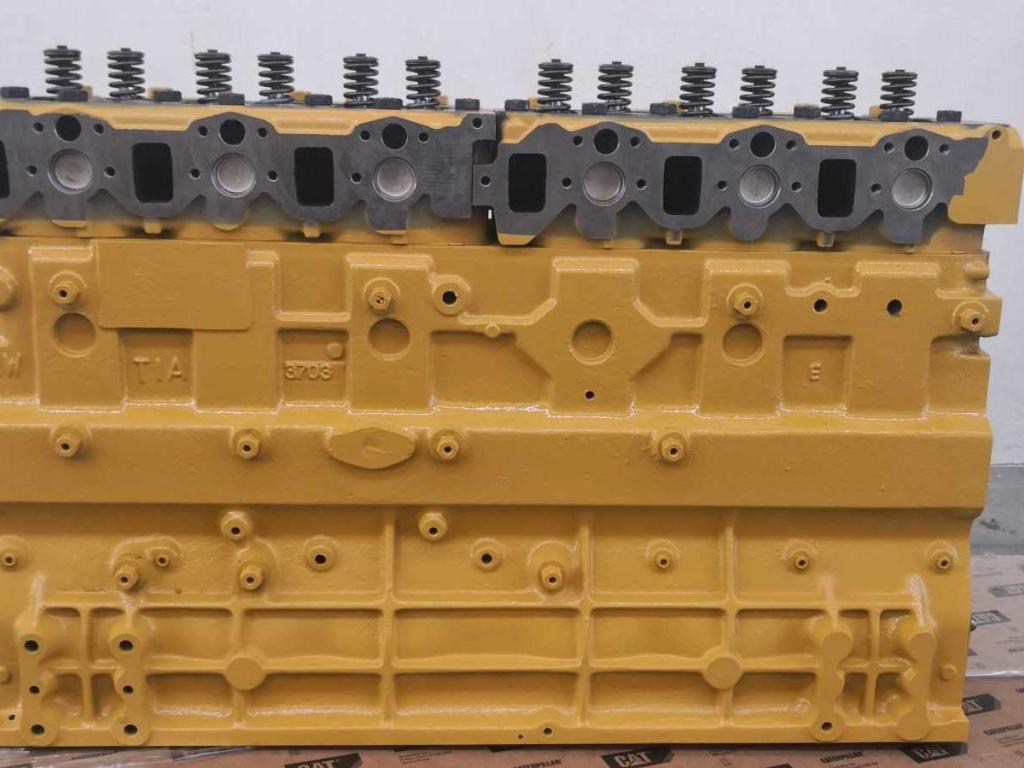 Long block engine for Caterpillar 3066 Photo 2