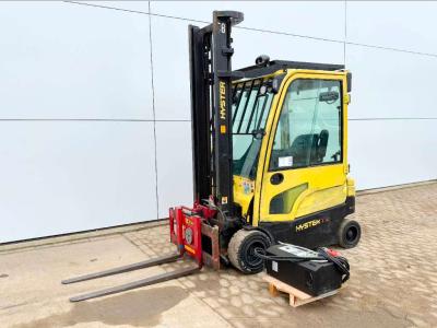 Hyster J1.6XN MWB - Duplex / Rotating Forks / Lithium sold by Boss Machinery