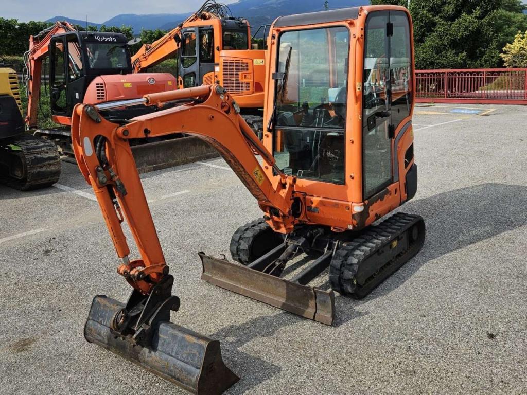 Kubota KX016-4 Photo 1
