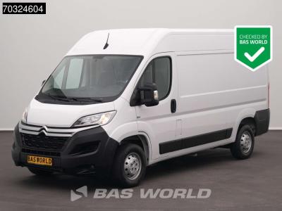 Citroen Jumper 140pk L2H2 Navi Airco Cruise Parkeersensoren Euro6 L2 A/C Cruise control sold by BAS World B.V.
