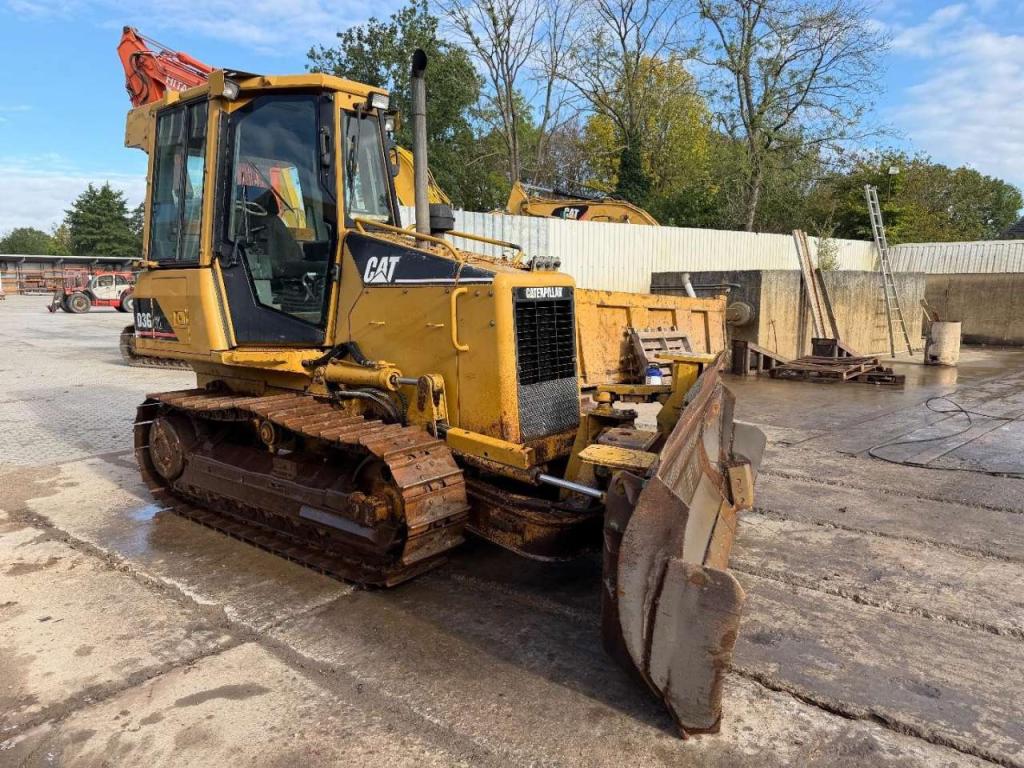 Caterpillar D3G XL GPS Prepared - Ripper valve Photo 2