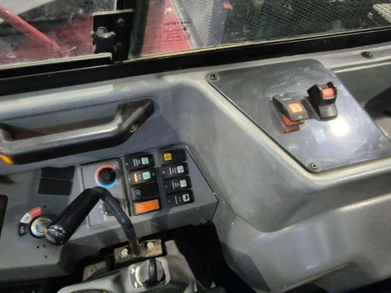 Yanmar Vio80 Photo 7