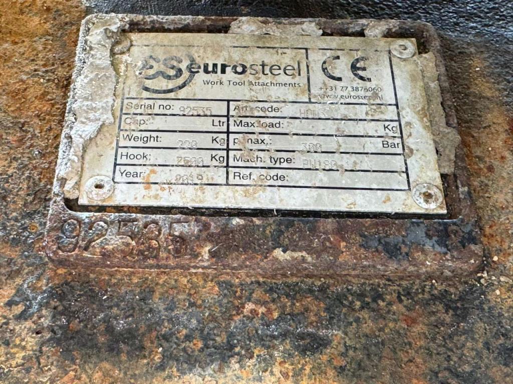 Komatsu PW180-11 Photo 14