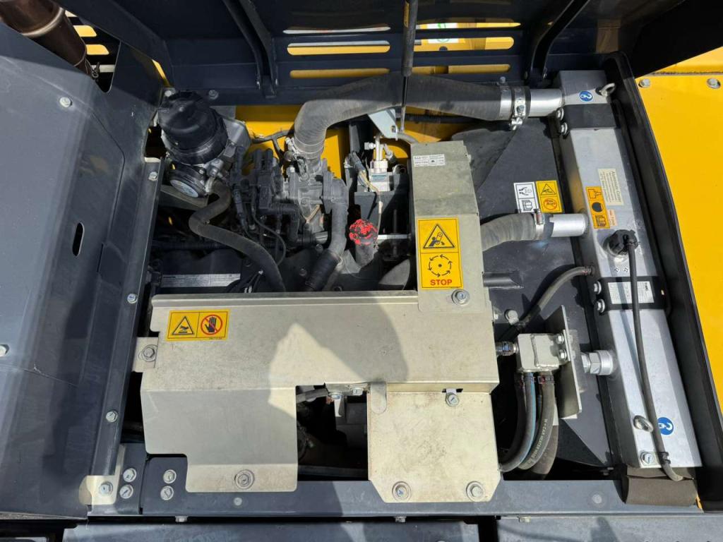 Komatsu PW180-11 Photo 24