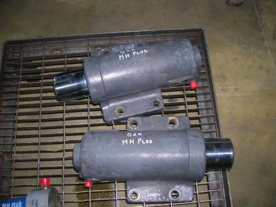 Stabilizer piston for O&K Gommato sold by PRV Ricambi Srl