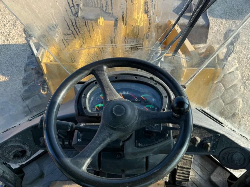 Caterpillar 938 GII Photo 9