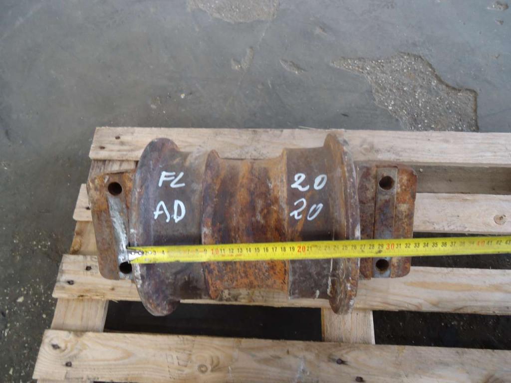 Track rollers for Fiat Allis FL20 - FD20 Photo 2