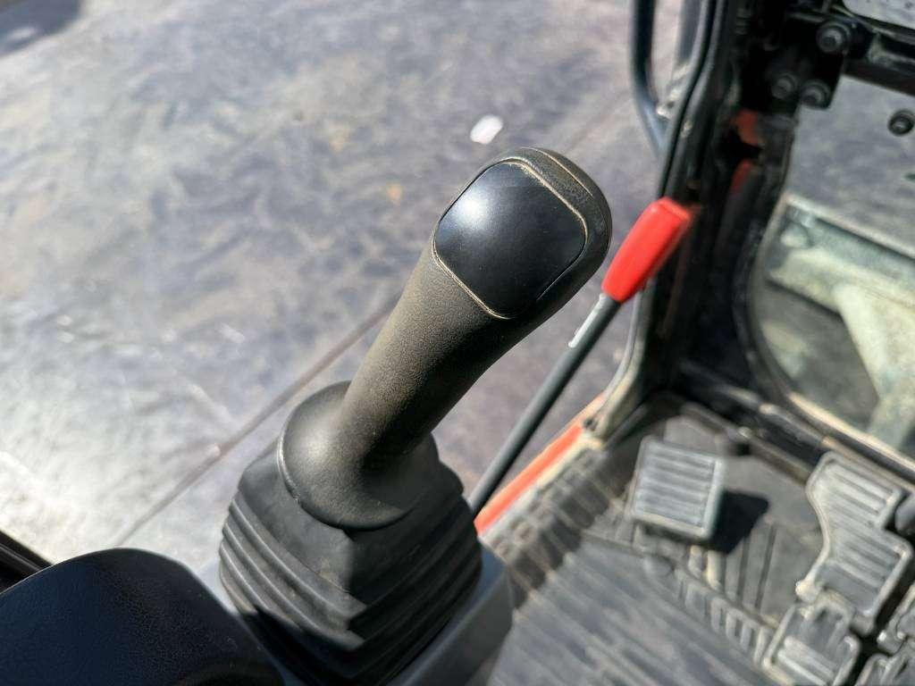 Kubota KX037-4 - Hammer Lines / Quick Coupler Photo 10