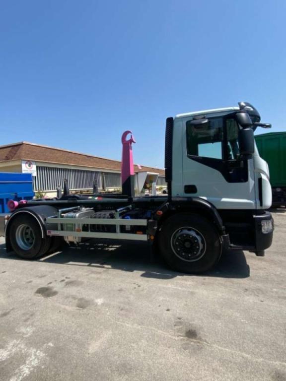 Iveco EUROCARGO 180E32K SCARRABILE Photo 8