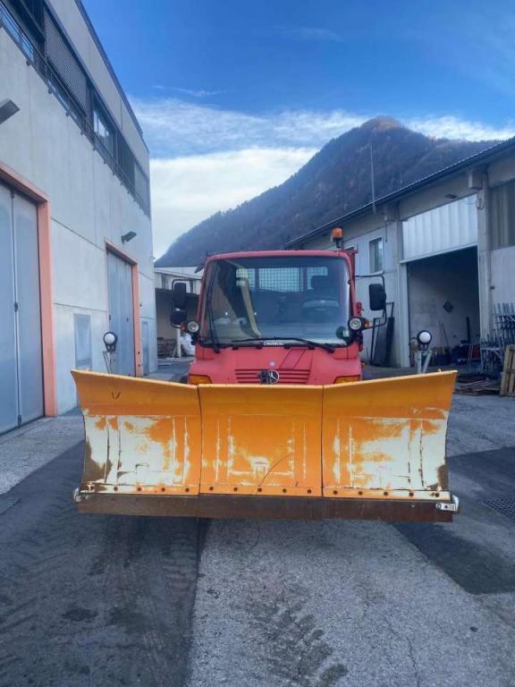 Mercedes-Benz UNIMOG U500 Photo 3