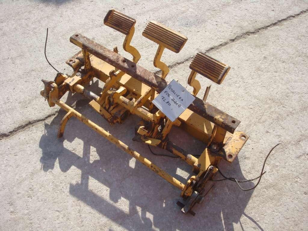 Pedal assembly for DOZER FL20 Photo 4