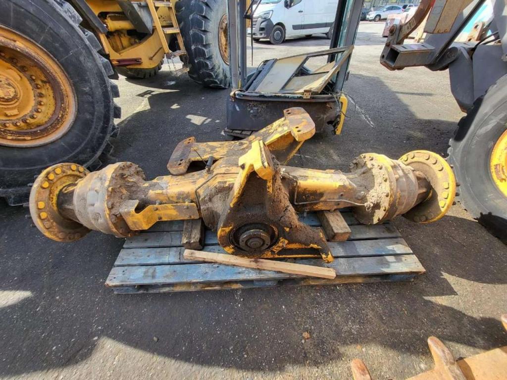 Volvo rear axle 23943 for Volvo L110E, L120E Photo 5