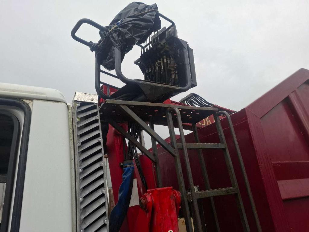 Iveco EUROCARGO ML100E22 Photo 4