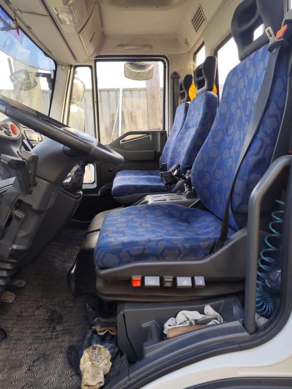 Iveco EUROCARGO ML100E22 Photo 9